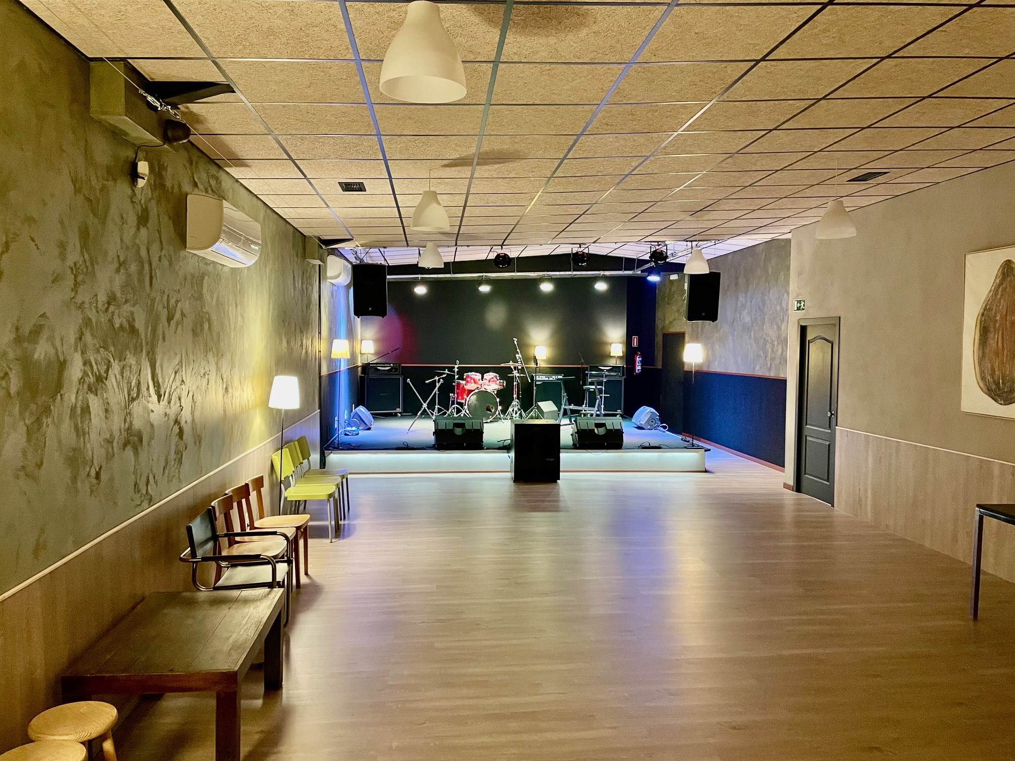 Instalaciones Ton y Son